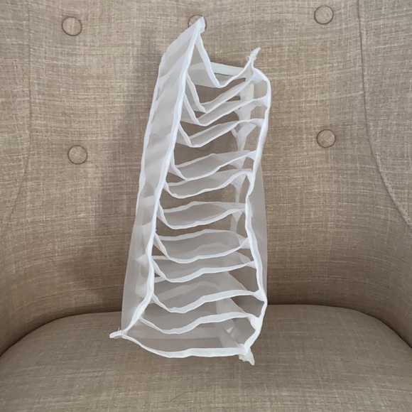 Cloth drawer organizer (great for baby clothes!!) - Picture 2 of 2